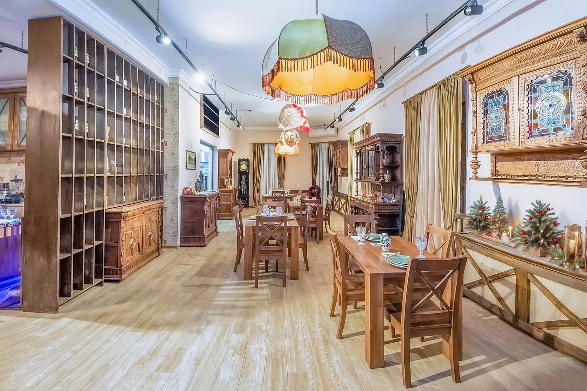 Dzvel Ubanshi Hotel Гори Екстериор снимка