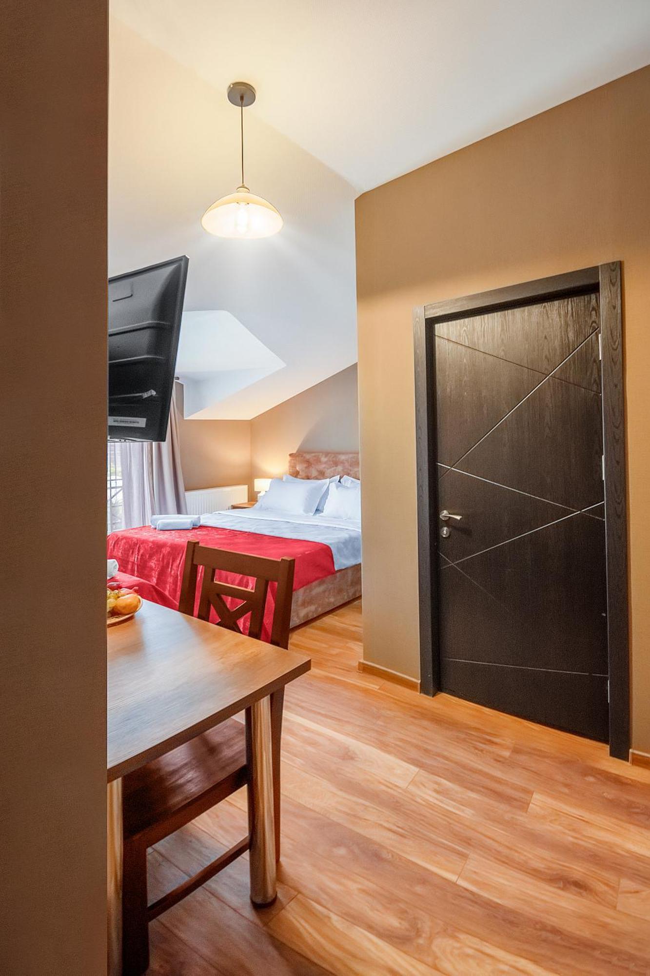 Dzvel Ubanshi Hotel Гори Екстериор снимка